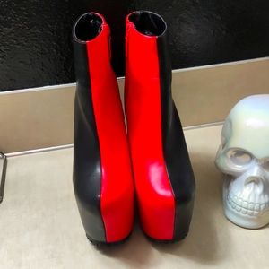 Iron Fist TOO FACED Red & Black Two-toned Platform Boots / NWB / Women's Size 7